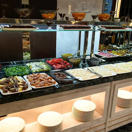 Sky Hill Otel 4*